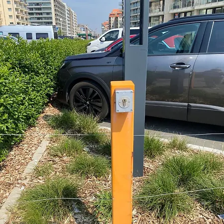 In Near The Beach, Cleaning Included Nieuwpoort