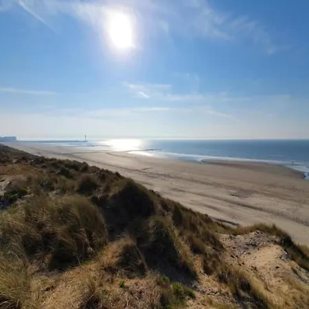 In Near The Beach, Cleaning Included * Nieuwpoort